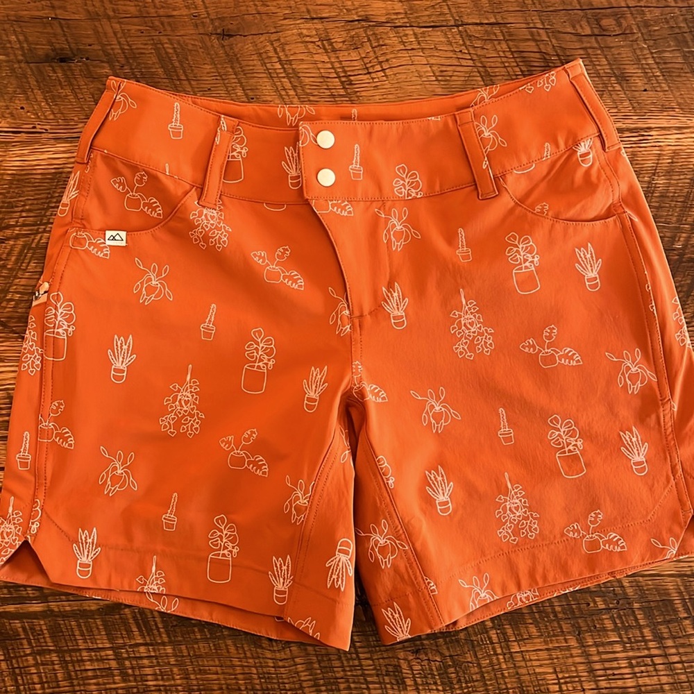 Wild Rye 7” Freda Bike Short, size 8